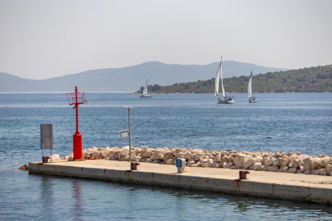 Maiora Luxury Island Suites Sali Dış mekan fotoğraf